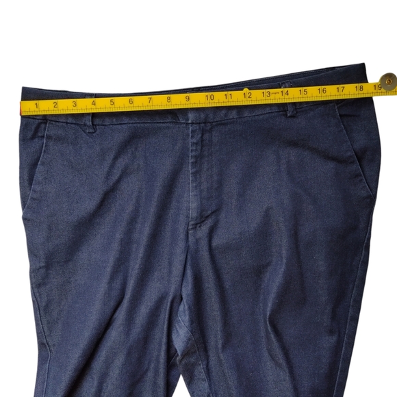 Lee Modern Series Curvy Fit Denim Chino Pants Stretch Women's Size 18 Med *READ - Picture 9 of 10